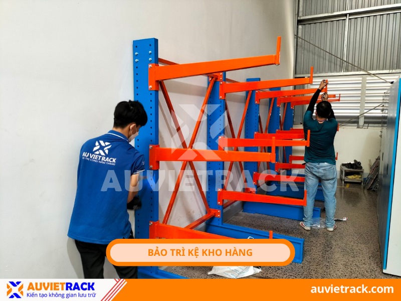 Tại sao cần nên bảo trì kệ kho hàng?