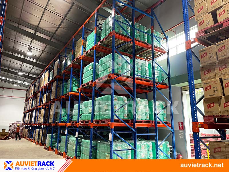 Hướng Dẫn Chi Tiết Cách Xếp Hàng Trên Pallet An Toàn Và Hiệu Quả