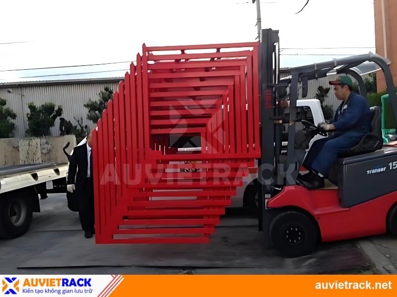 PALLET SẮT CHỒNG NGƯỢC