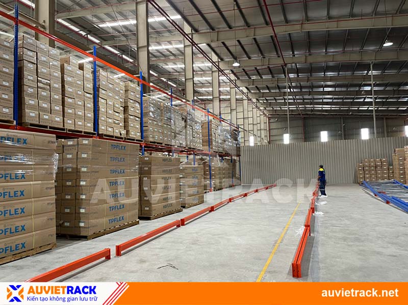 Au Viet Rack lắp đặt kệ pallet