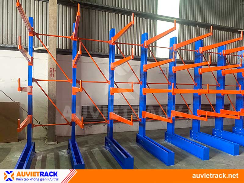 Kệ tay đỡ Cantilever rack do Au Viet Rack sản xuất