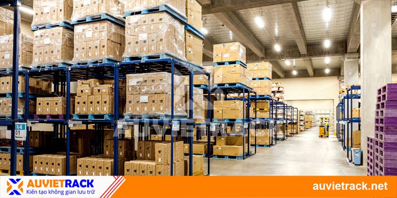 Xếp hàng trên pallet không vượt quá tải trọng cho phép