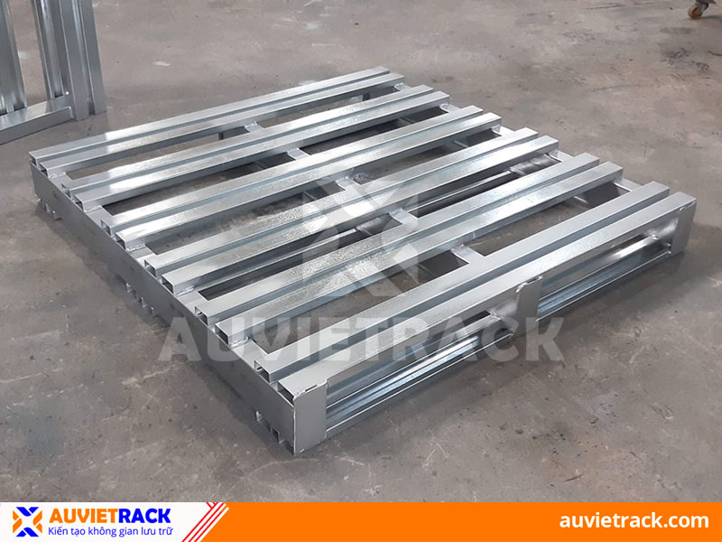 Pallet sắt mạ kẽm nhúng nóng