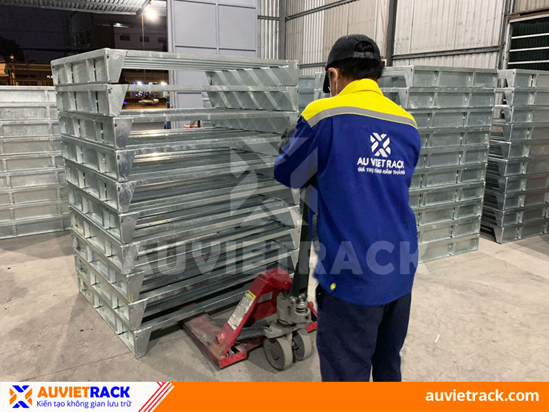 Pallet sắt mạ kẽm Au Viet Rack