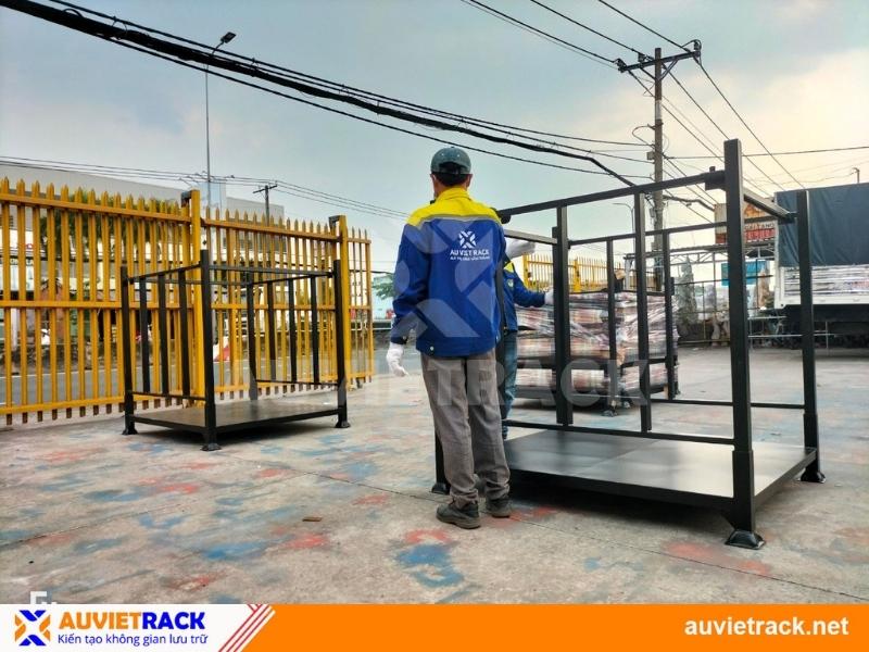 Vì sao nên chọn pallet xếp chồng tại Au Viet Rack